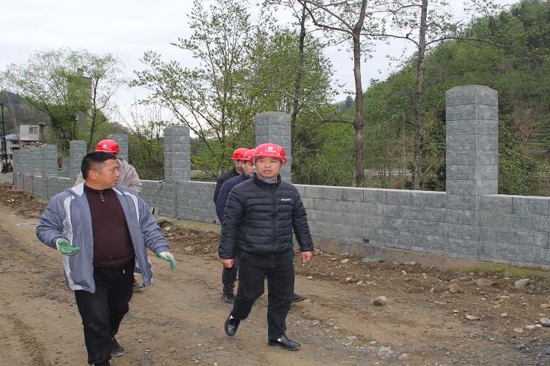 拼經濟，比發展④┃范文偉進行節前檢查